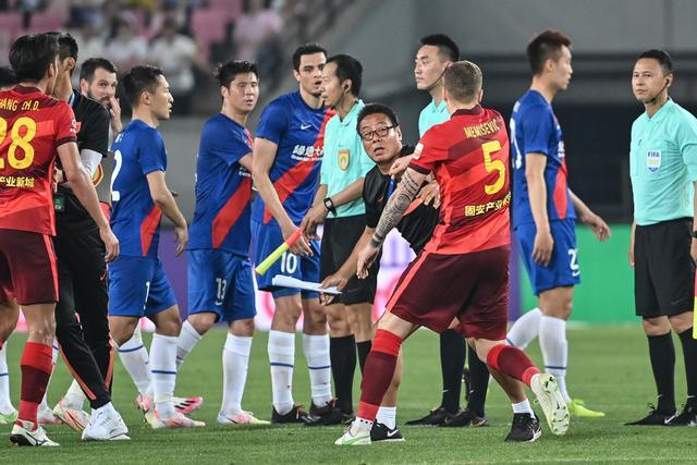 足总杯-麦卡蒂帽子戏法格拉利什破门 曼城8-0胜